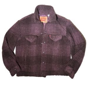 Levi’s Cozy Vintage Relaxed Fit Sherpa Trucker Jacket